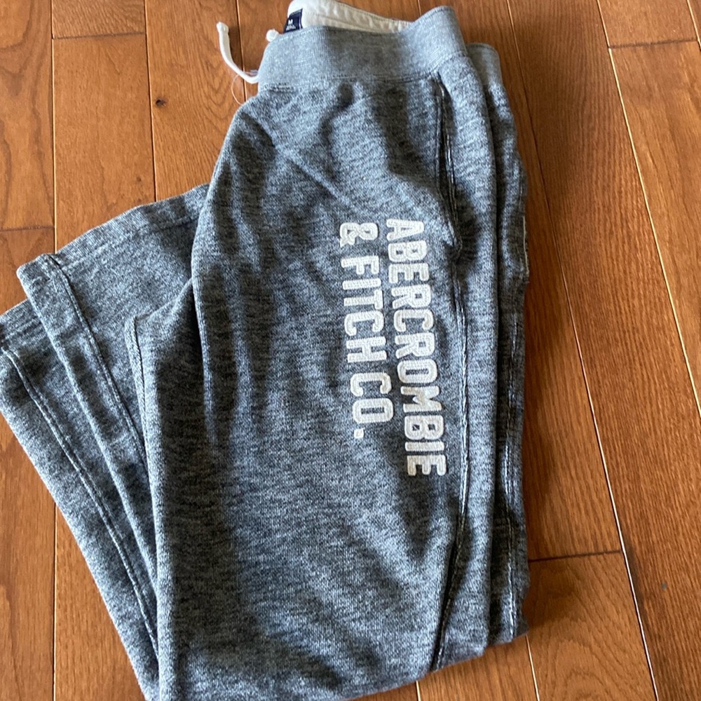 Abercrombie and fitch sweatpants size Medium